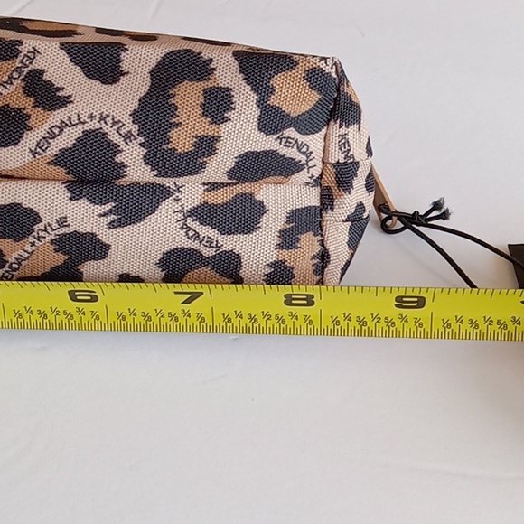 Makeup bag - Picture 4 of 6